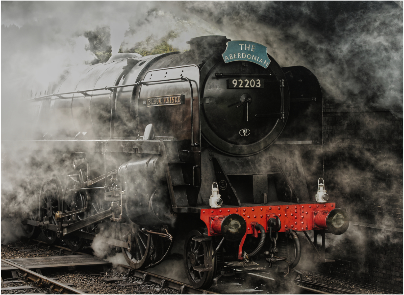 3rd Place PDI &ndash; Graham Lowe &ndash; The Power of Steam - Black Prince 92203